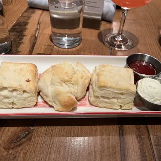 Coupla' Buttermilk Biscuits