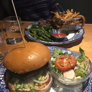 Avocado Poblano Cheeseburger*