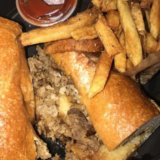 Prime Rib Dip*