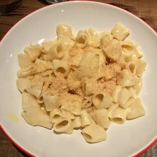Seven Cheese Macaroni