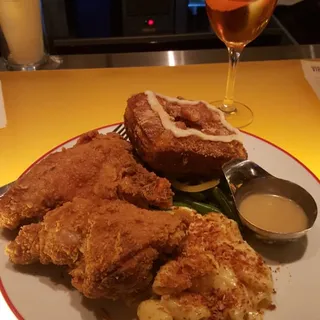 Fried Chicken & Waffle