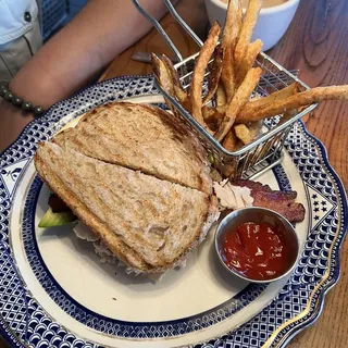 BLT with Roasted Turkey & Avocado