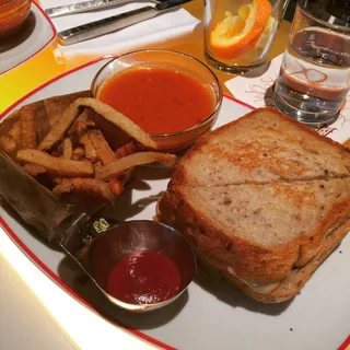 Grilled Cheese & Tomato Soup