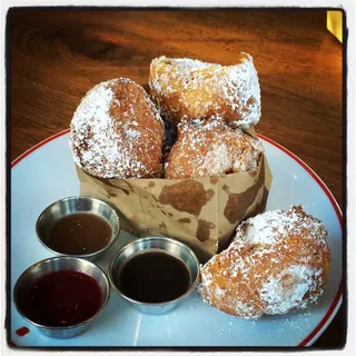 Uncle Buck's Beignets