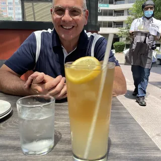 Lemonade or Arnold Palmer