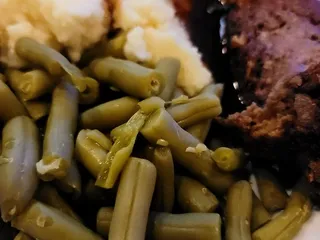 Sassy's Bar and Grille