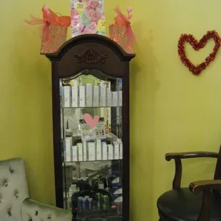 Fountain of Youth Med Spa waiting room1