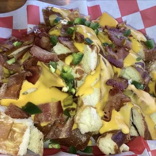 Pretzel bites with toppings and bacon