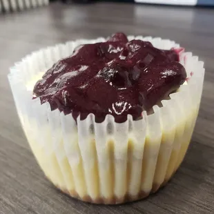 Mini blueberry cheesecake