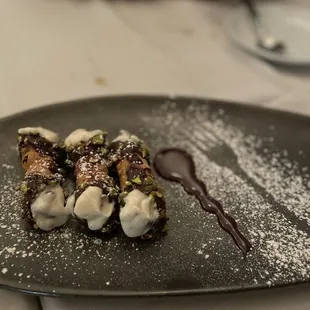 Cannoli