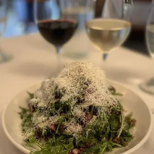 Arugula and pistachio salad