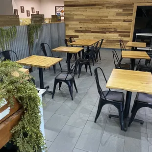 Dine in area