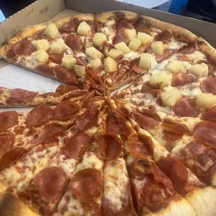 Pepperoni work half pineapple. I asked them to double cut it