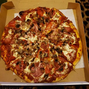 Best pizza around. #pizzasatisfaction