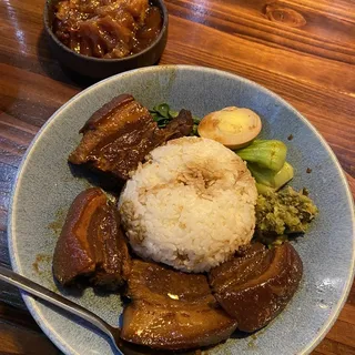 301. Braised Beef Rice