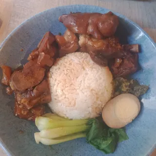 302. Braised Pork Knuckle Rice