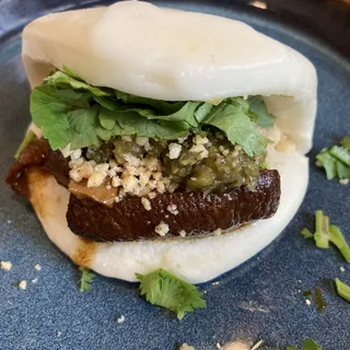 312. Gua Bao Pork