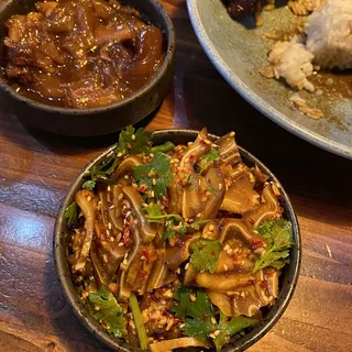 611. Spicy Braised Pigs Ear