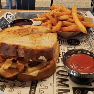 Turkey Bacon Havarti w fries
