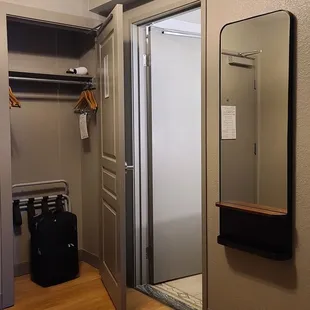 Closet &amp; Bathroom near room entrance  11-19-2022