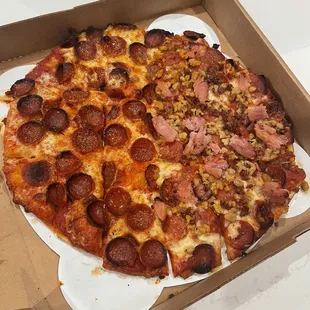 12&quot; half pepperoni half Carnivore