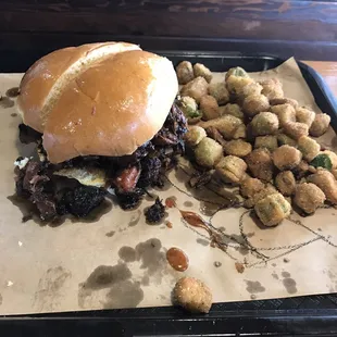 Pulled Pork sandwich with 2 sides