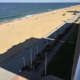 F9 view. You can see the statue!