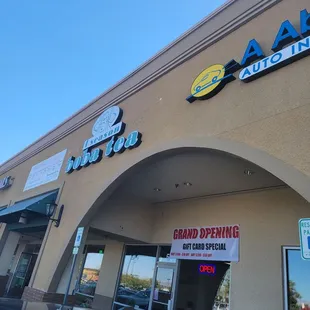 New Boba Shop in North Las Vegas,  next to smith at Simmons.