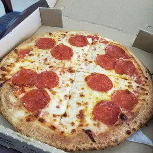 food, pizza