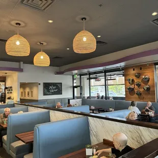 sushi and sashimi, interior