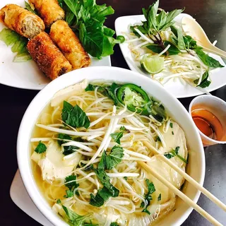 S1. Pho Ga (Rice Noodle Soup with Chicken)