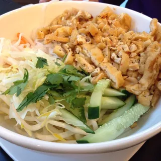 N4. Bun Dau Hu Chien (Vermicelli with Shredded Fried Tofu)