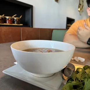 Big bowl, small portion