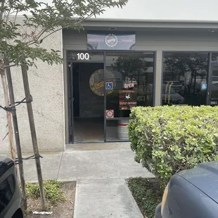 Don't let the Front Door &amp; Suburban Warehouse Complex vibe fool you!  Remember, you can't judge a book...