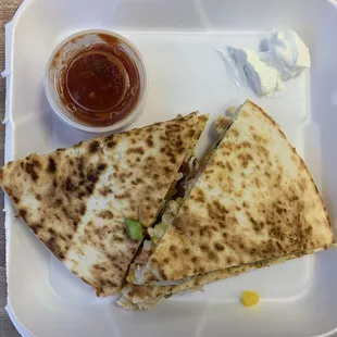 Here's the full plate - quesadilla , salsa, sour cream