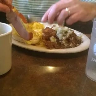 Eggs benedict