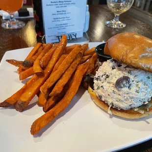 Chicken salad samdwich