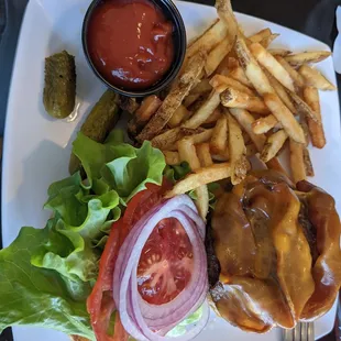 Smashed Bacon Cheeseburger