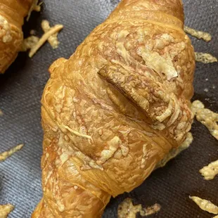 Goat cheese croissant