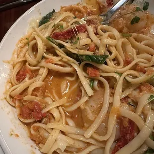 Watery, flavorless, overcooked shrimp and pasta - zero crab. I did have a crab shell that was fun to bite on though.