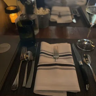 Beautiful place setting for dinner