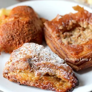 Cheese Roll ($4.25), Fruit Croissant ($4.75), Fruit Scone ($4.25)