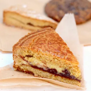 Basque Cake ($5.75/slice) - Vanilla bean cream, salted caramel, Valrhona chocolate in shortbread. Good! Very rich but not overly sweet.