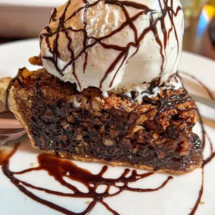 Chocolate bourbon pecan pie