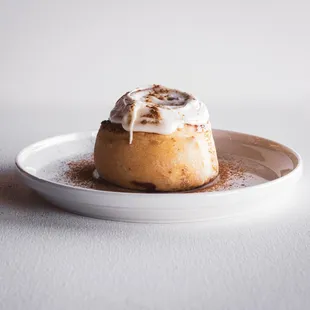 Cinnamon Roll w/Cream Cheese Frosting