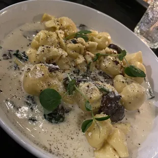 Black Truffle Sacchetti