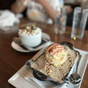 food, dessert, cupcakes