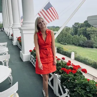 Kate R.