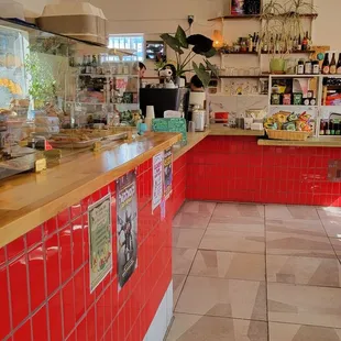 sushi and sashimi, interior