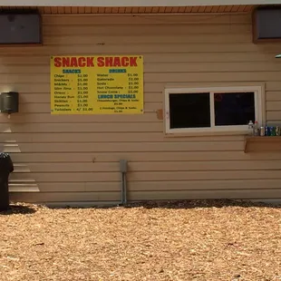 Snack shack with AMAZING prices!!